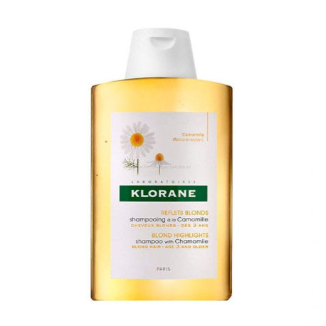 Blond Highlights With Chamomile Shampoo