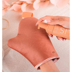 Self-Tanning Mitt