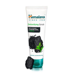 Comprar Detoxifying Scrub With Activated Charcoal