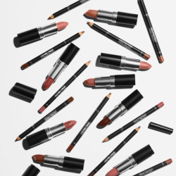 Iconic Nude Lipliner