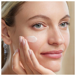 Absolute Silk Illuminative Cream