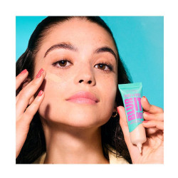 Kind And Free Blur It Out Foundation