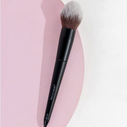 N10 Bronzer Brush